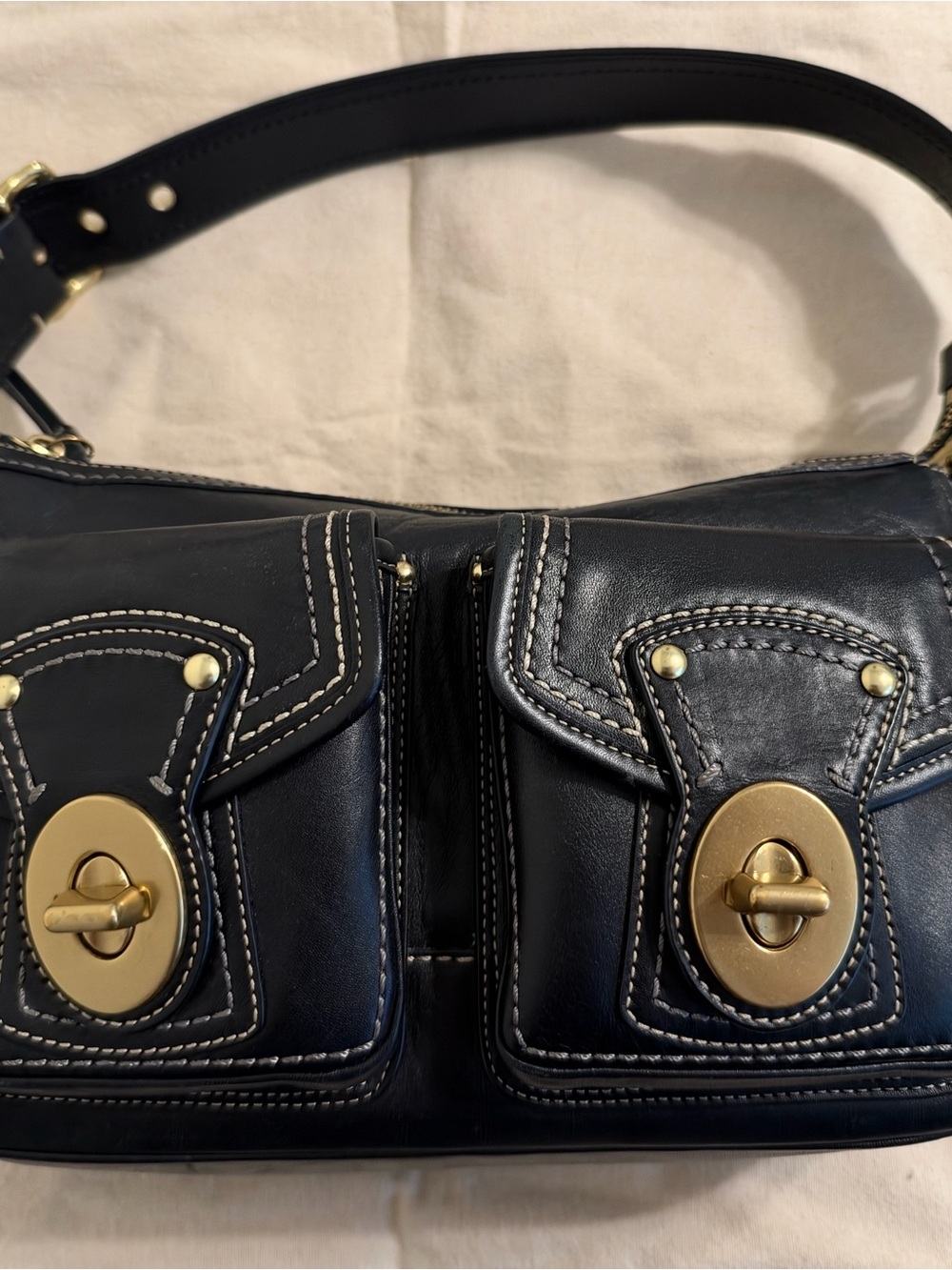Authentic Coach Black Leather Shoulder Bag – F12868